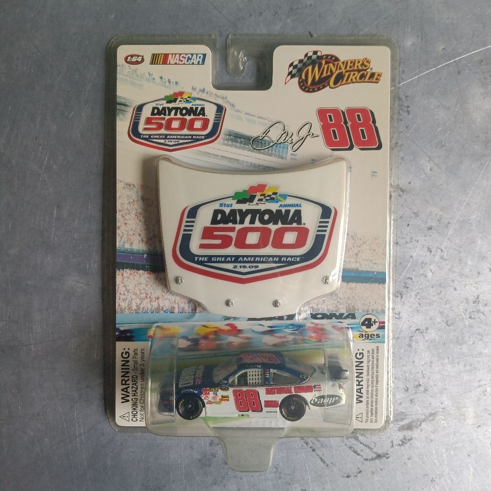 Daytona 500 Dale Earnhardt Jr 88 Winners Circle 1:64 Scale Diecast Car &Hood NEW